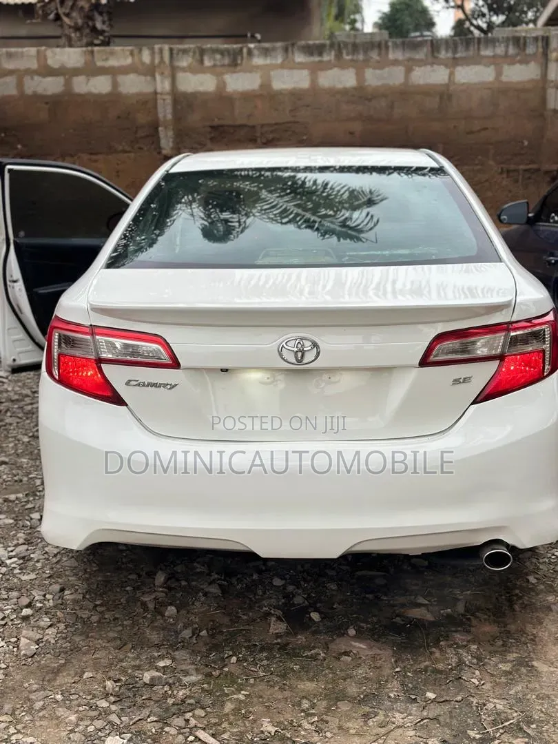 Toyota Camry 2014 White