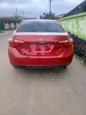 Toyota Corolla LE ECO 4dr Sedan (1.8L 4cyl CVT) 2017 Red