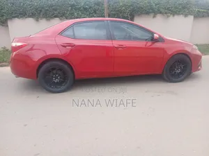 Toyota Corolla LE ECO 4dr Sedan (1.8L 4cyl CVT) 2017 Red