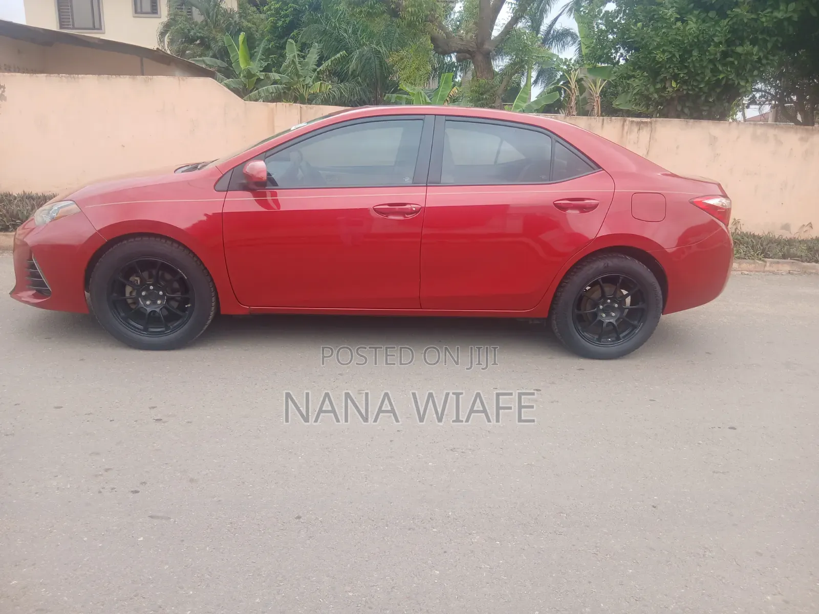 Toyota Corolla LE ECO 4dr Sedan (1.8L 4cyl CVT) 2017 Red