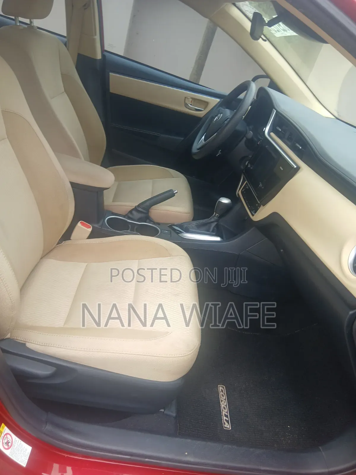 Toyota Corolla LE ECO 4dr Sedan (1.8L 4cyl CVT) 2017 Red