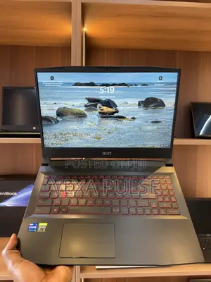 Laptop MSI Katana 15 16GB Intel Core i7 SSD 1T
