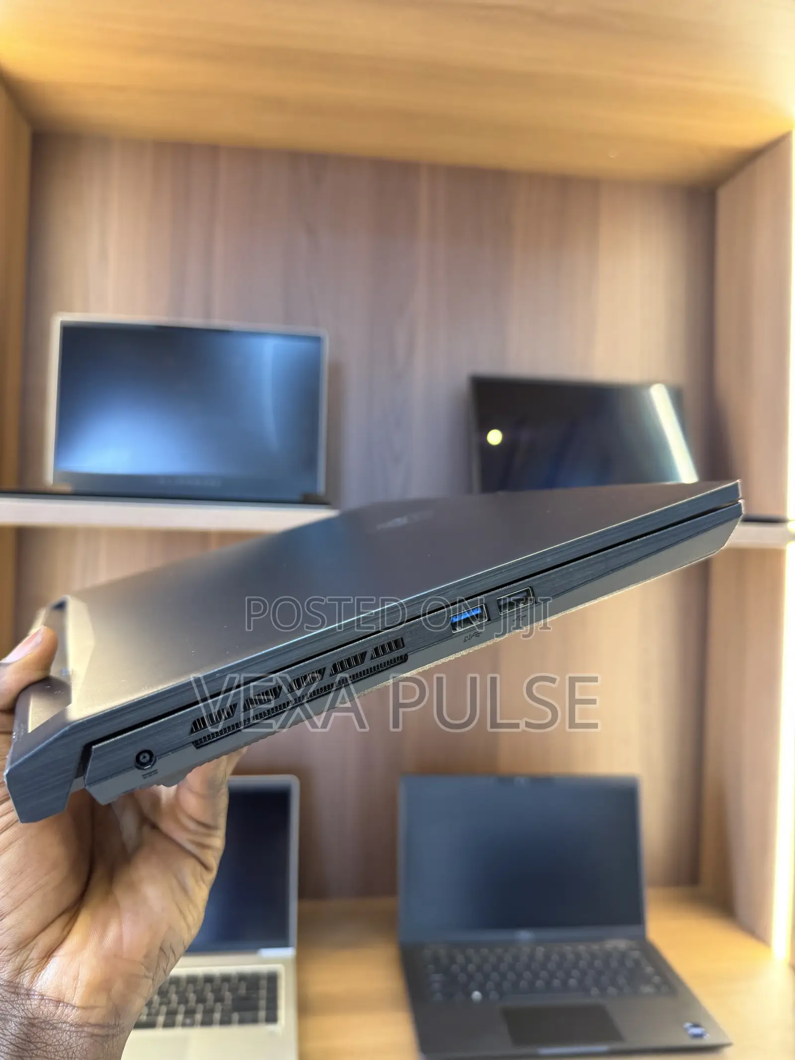Laptop MSI Katana 15 16GB Intel Core i7 SSD 1T