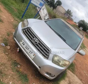 Toyota Highlander 2010 Silver