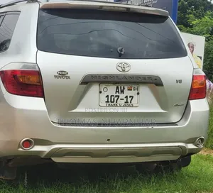 Toyota Highlander 2010 Silver