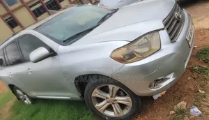 Toyota Highlander 2010 Silver