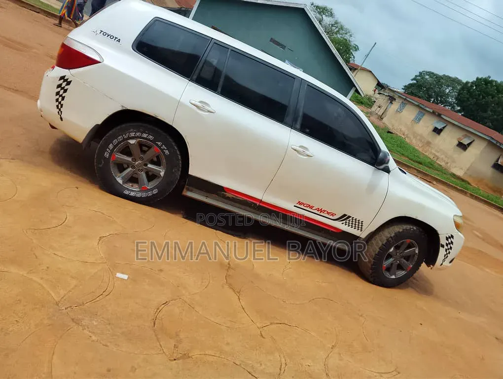 Toyota Highlander 2009 White