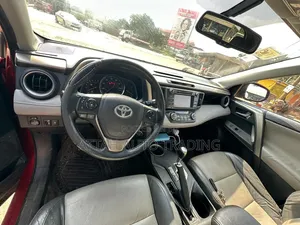 Toyota RAV4 2012 Red