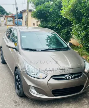Hyundai Accent GS 2013 Brown