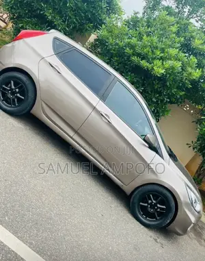 Hyundai Accent GS 2013 Brown