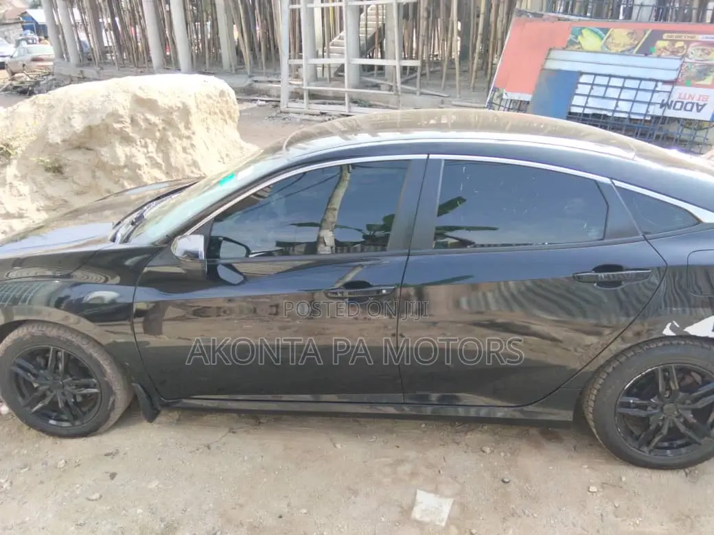 Honda Civic EX Coupe 2019 Black