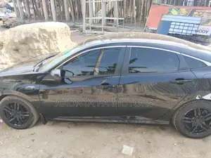 Honda Civic EX Coupe 2019 Black