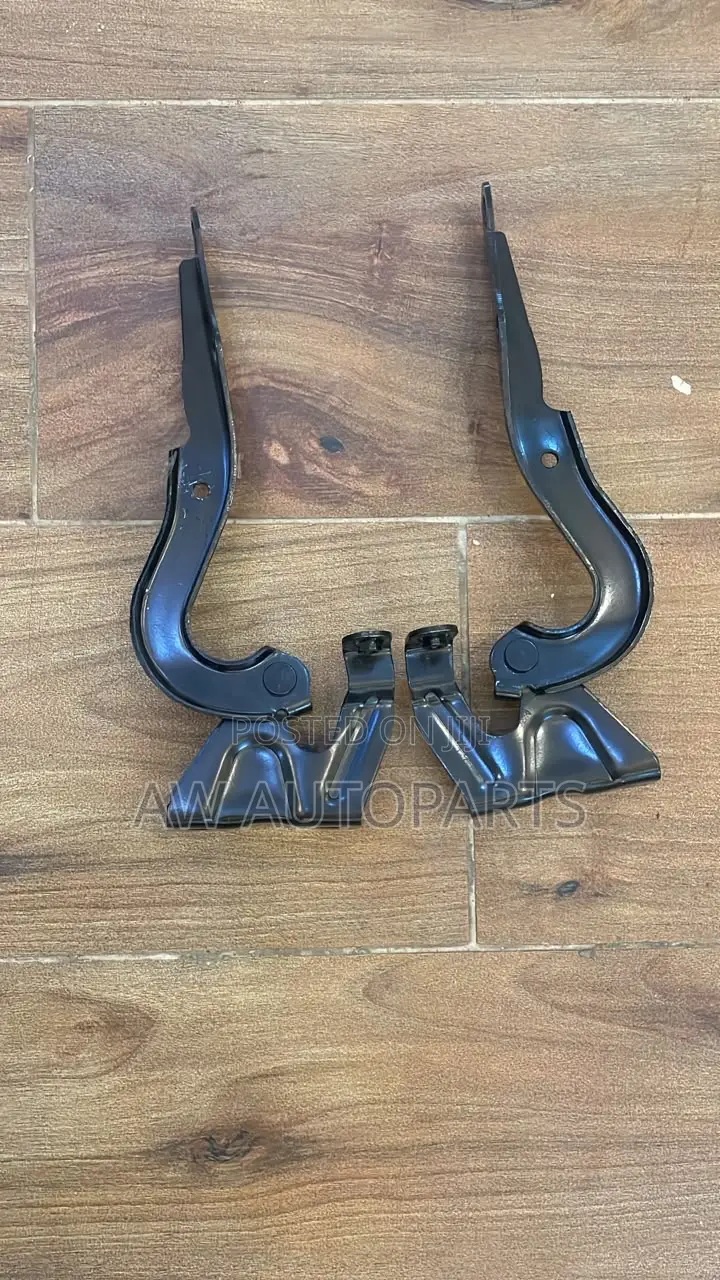 Toyota Corolla 09-13 Hood Hinge