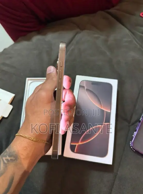 Apple iPhone 16 Pro Max 256 GB Gold