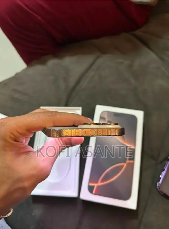 Apple iPhone 16 Pro Max 256 GB Gold