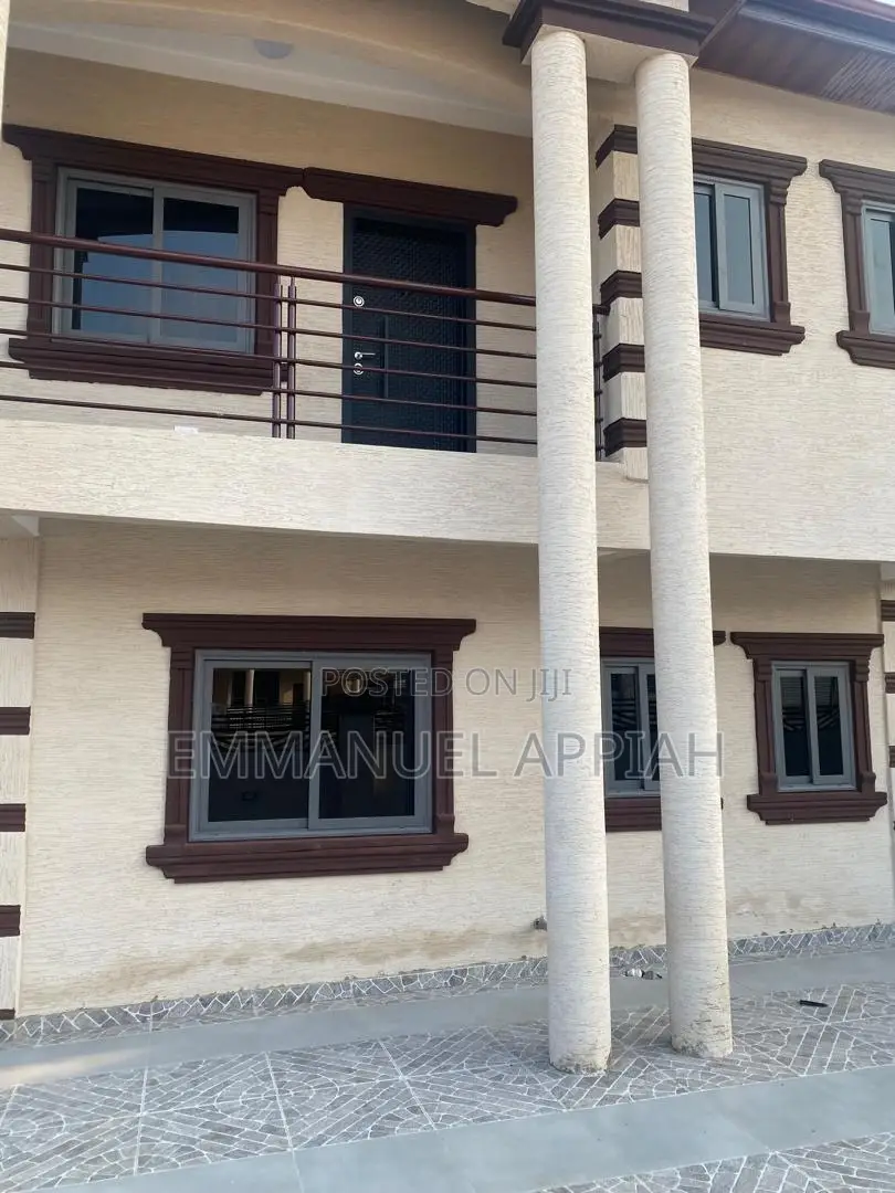 2bdrm Apartment in Ayibwe Town, Accra Metropolitan for rent