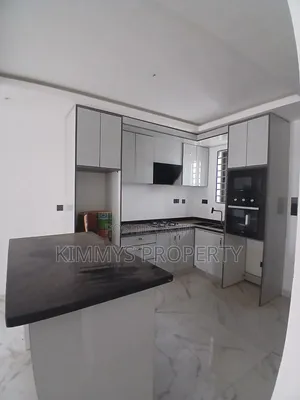 2bdrm Apartment in Kimmys Property, Nmai-Dzorn for rent