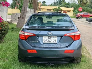 Toyota Corolla 2016 Silver