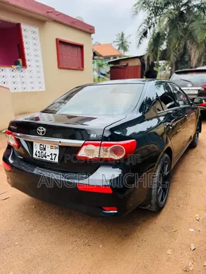 Hyundai Elantra 2013 Red