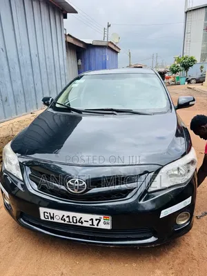 Hyundai Elantra 2013 Red