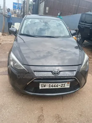 Toyota Yaris L Hatchback 3dr 2017