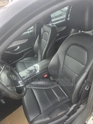 Mercedes-Benz C300 2016 Black