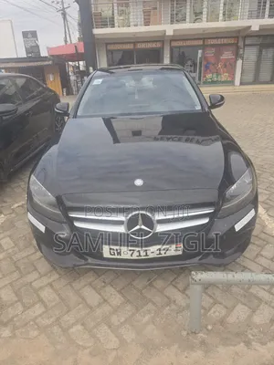 Mercedes-Benz C300 2016 Black