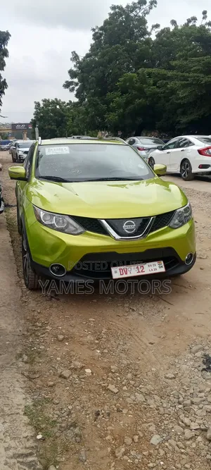 Nissan Rogue 2018 Green