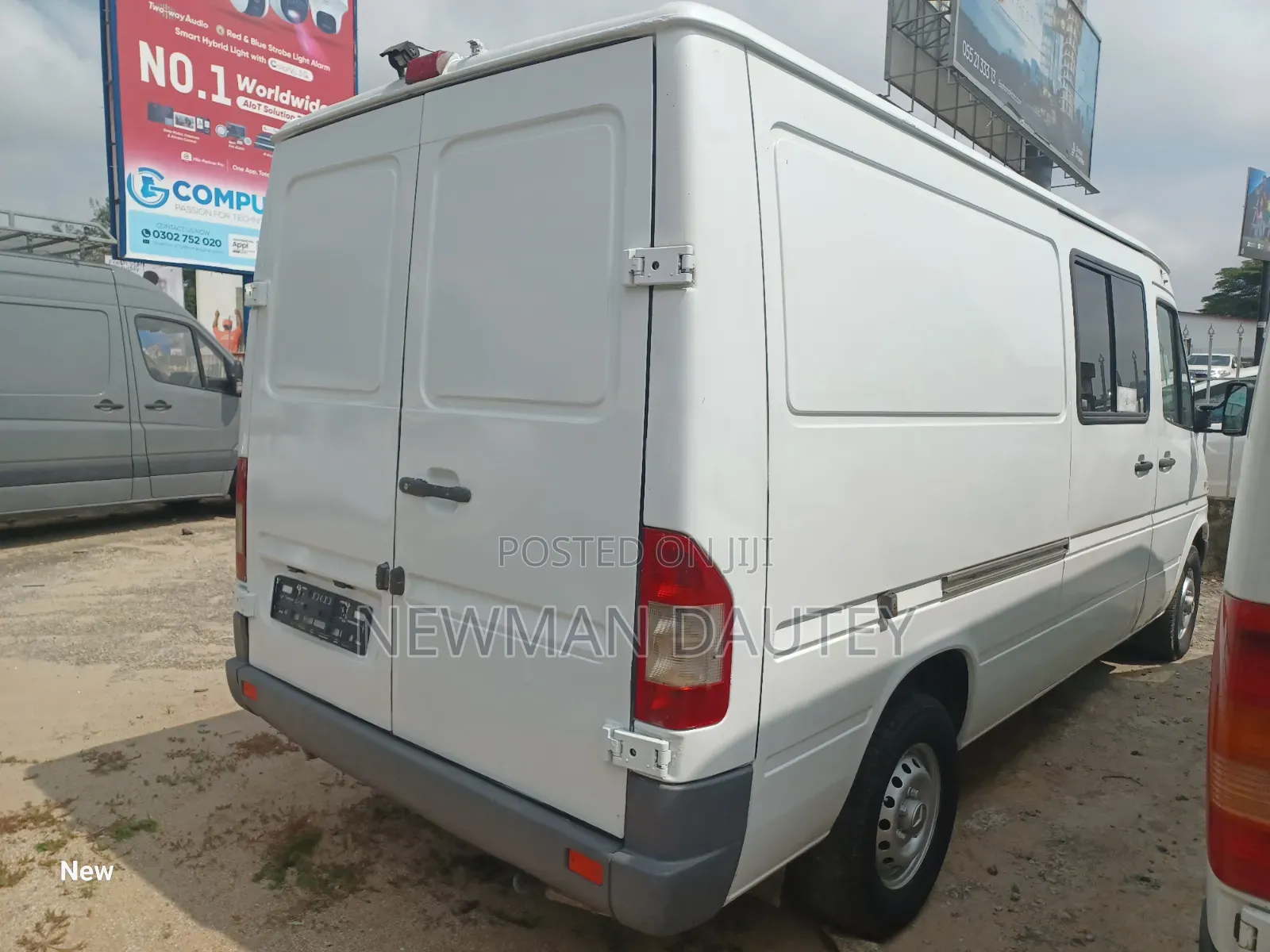 Mercedes-Benz Sprinter 2005 White