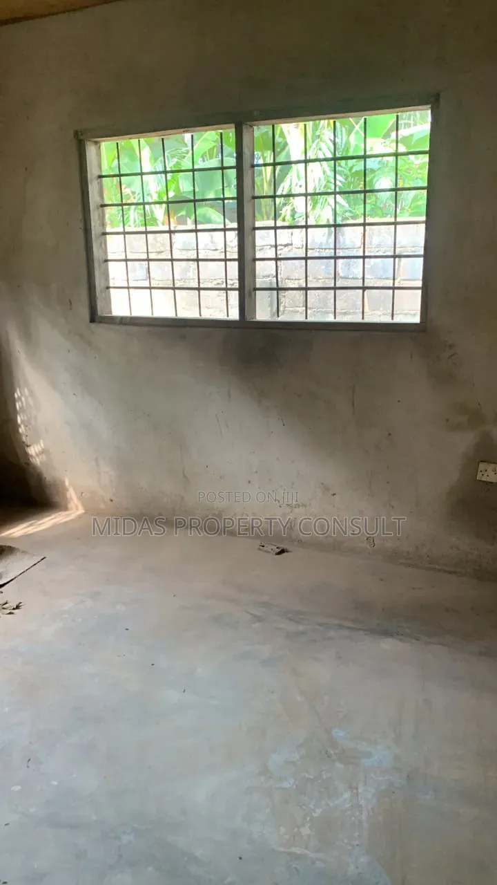 3bdrm House in Taifa Post Office for sale
