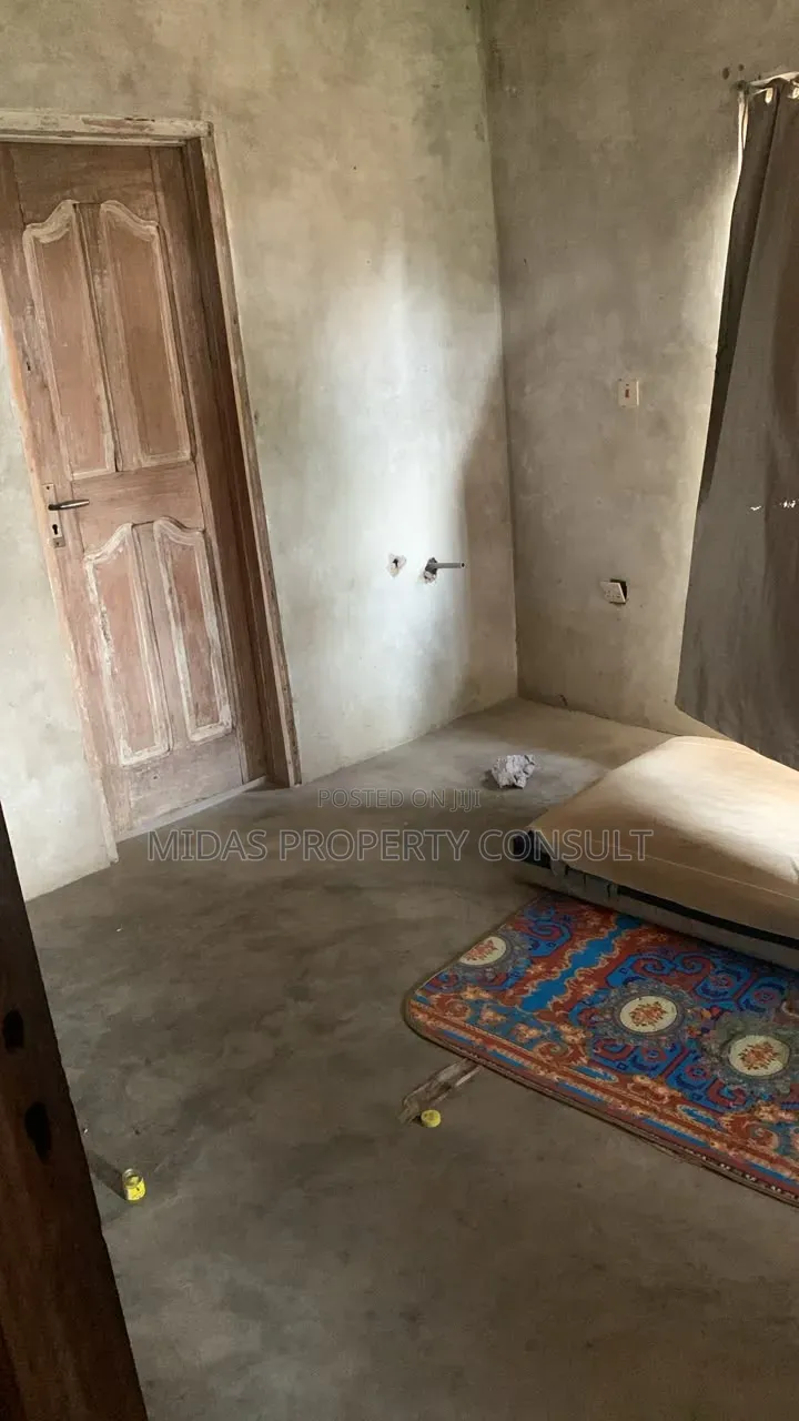 3bdrm House in Taifa Post Office for sale