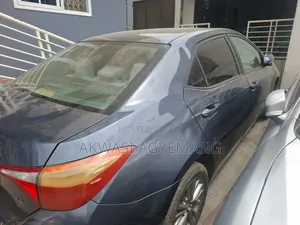 Toyota Corolla 2015 Blue