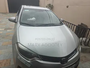 Toyota Corolla 2016 Silver