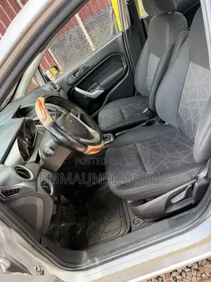 Ford Fiesta 2012 Silver
