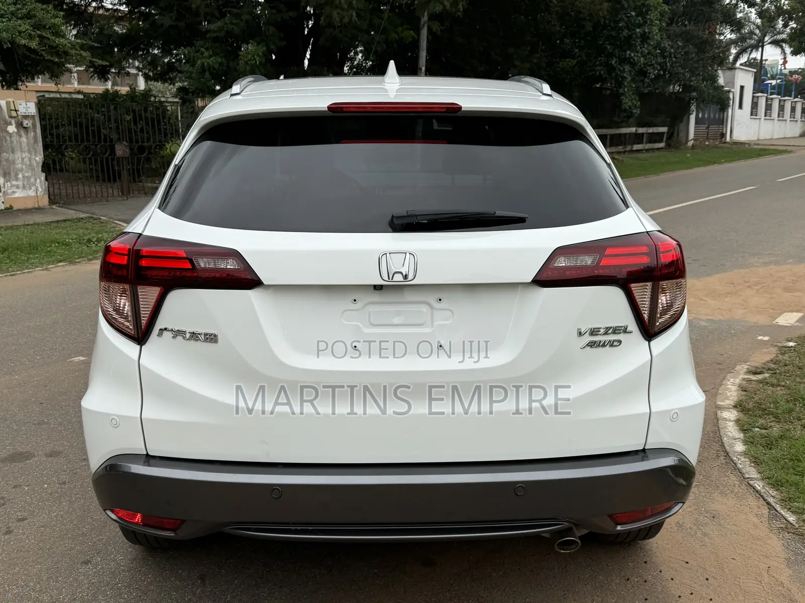 Honda HR-V 4dr SUV (1.5L 4cyl CVT) 2016 White