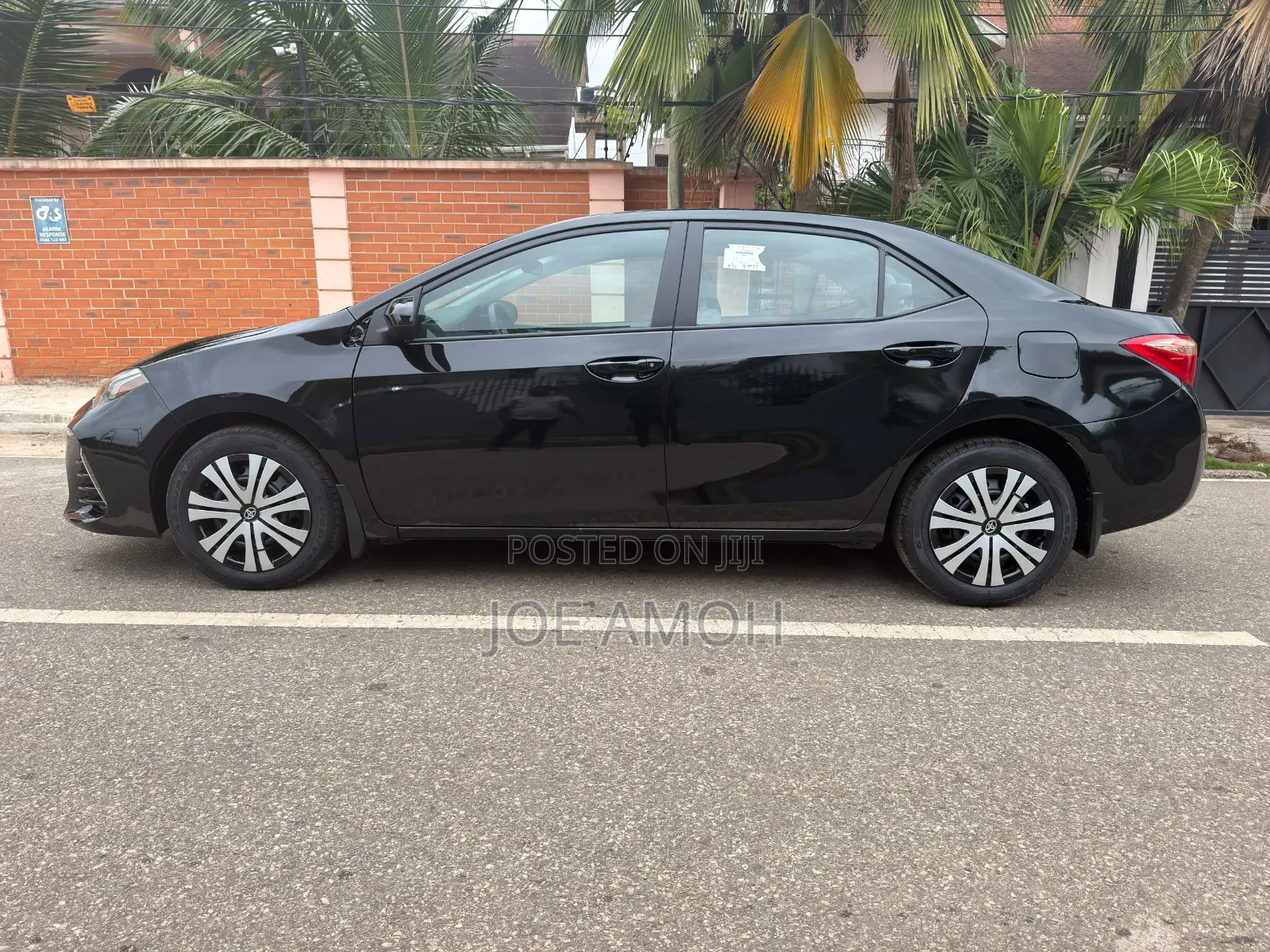 Toyota Corolla 2018 Black