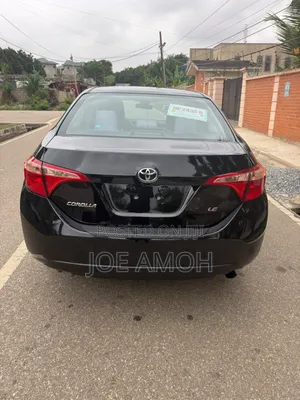 Toyota Corolla 2018 Black
