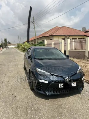 Toyota Corolla SE 4dr Sedan (1.8L 4cyl CVT) 2017 Black