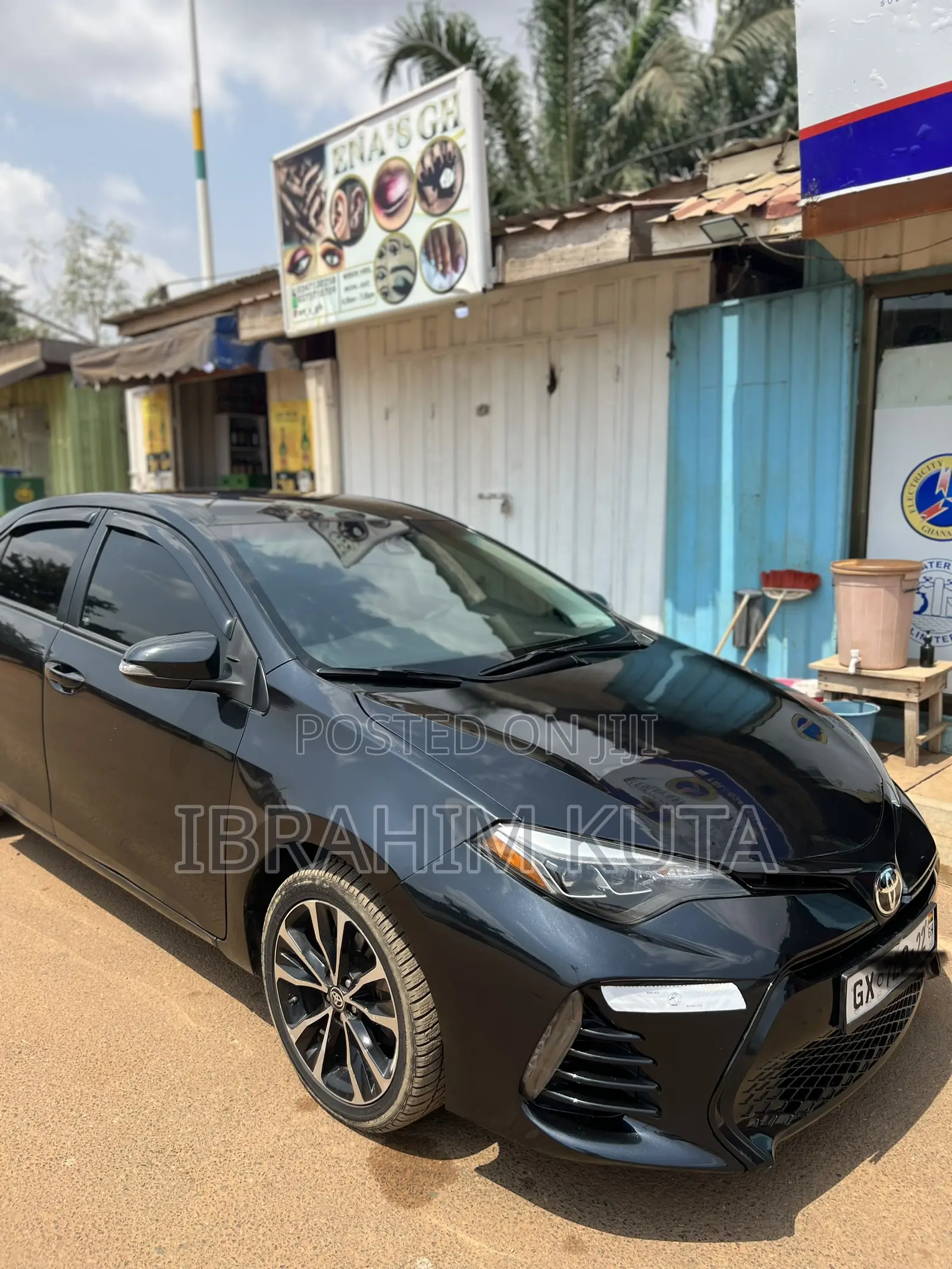 Toyota Corolla SE 4dr Sedan (1.8L 4cyl CVT) 2017 Black