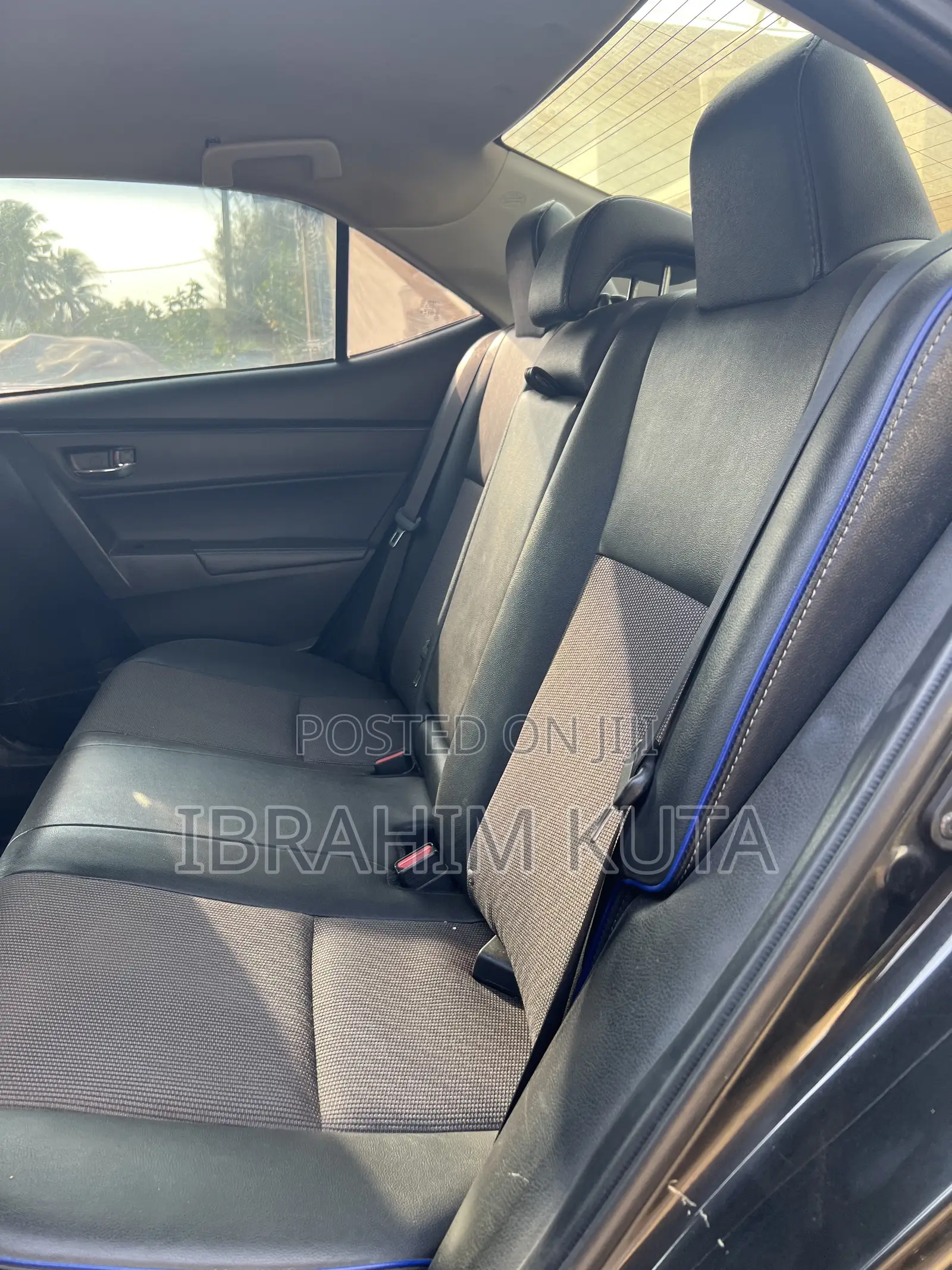 Toyota Corolla SE 4dr Sedan (1.8L 4cyl CVT) 2017 Black