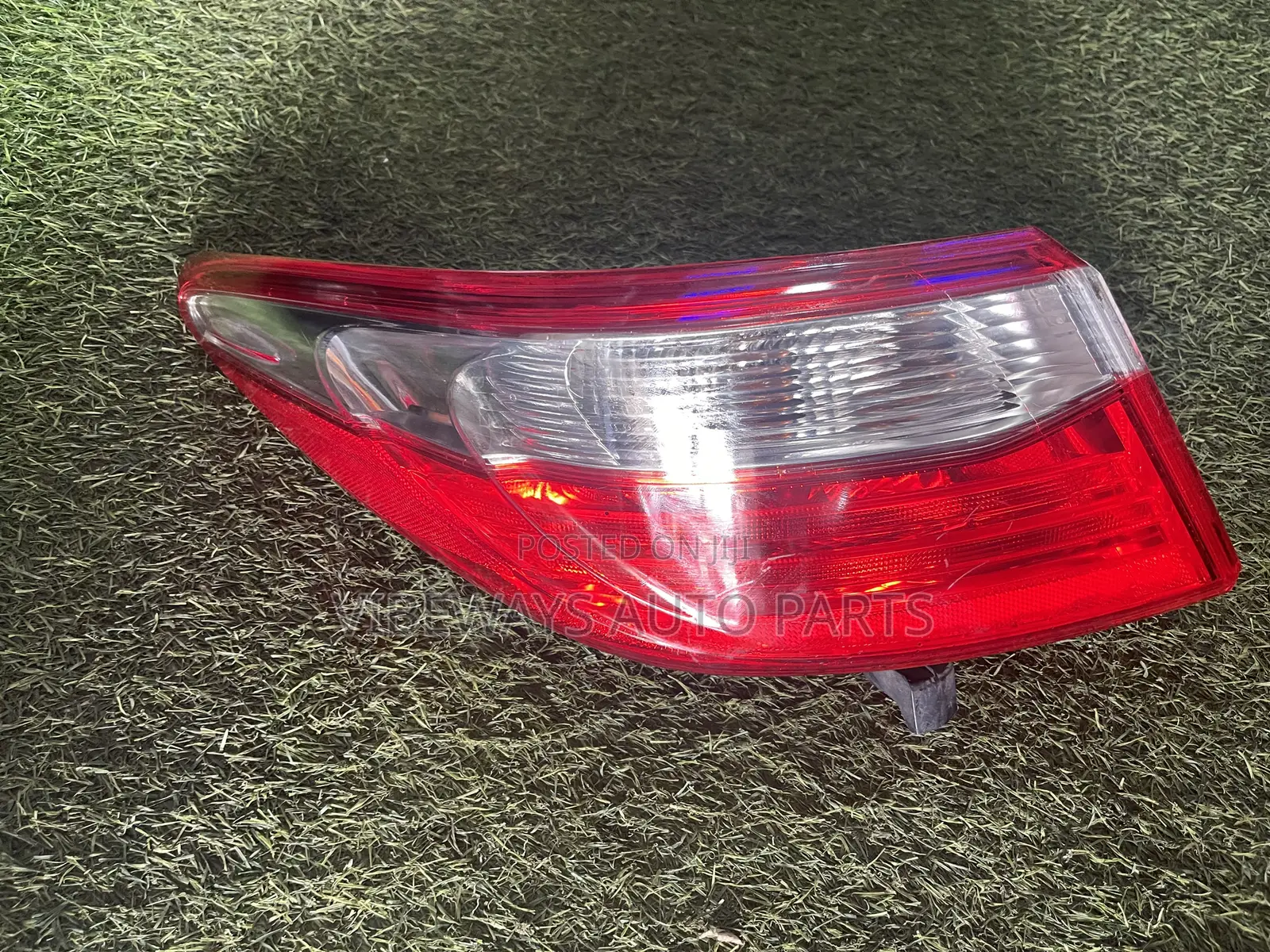 Toyota Camry 2016-2019 Taillight Original Left