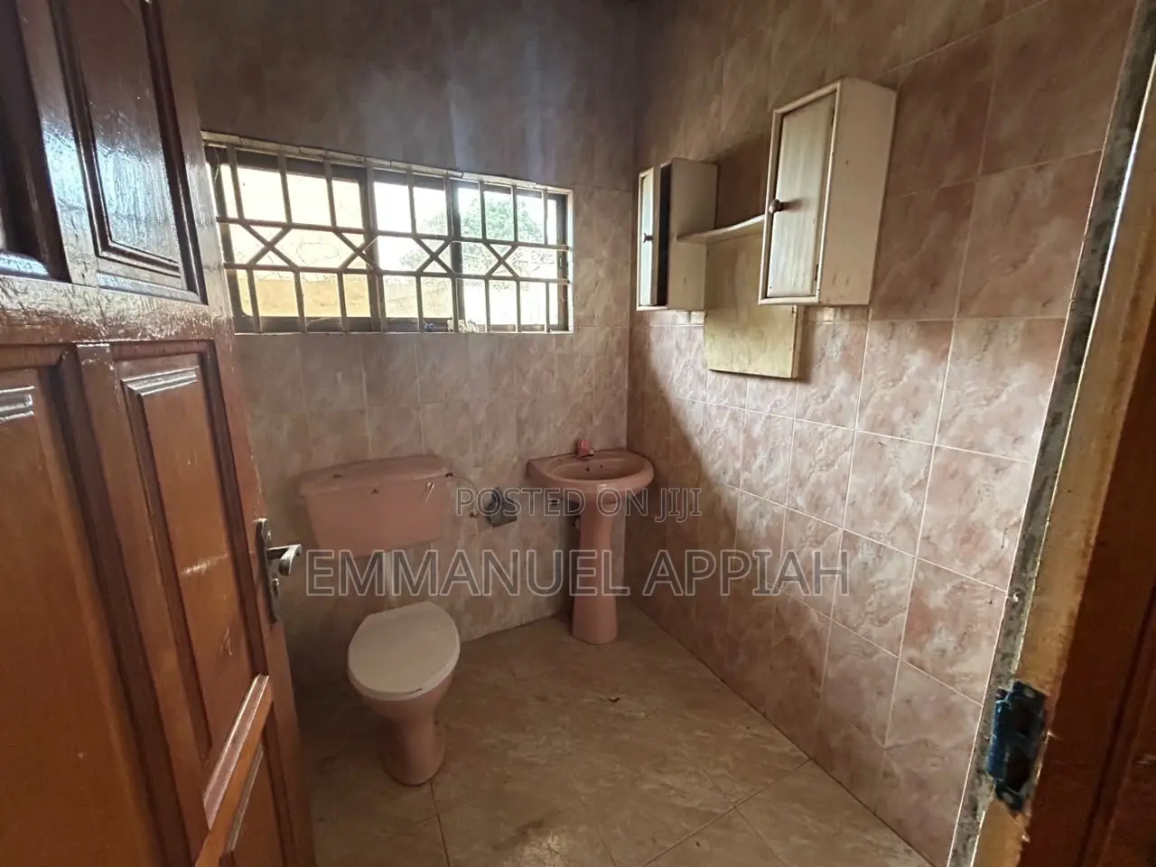 5bdrm House in Tantral Hill for rent