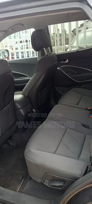Hyundai Santa Fe 2016 Gray