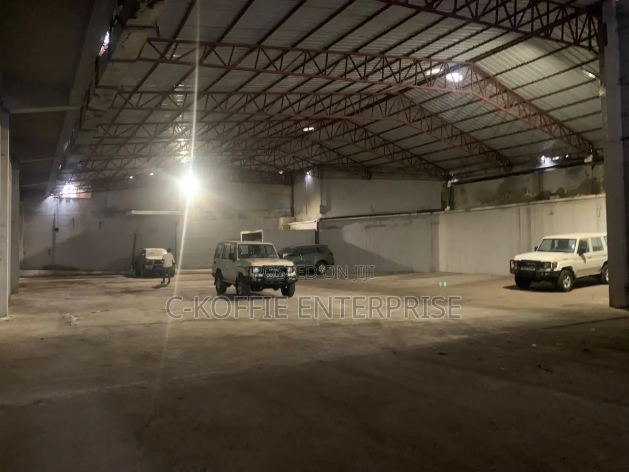 1,350 SQM Warehouse at Accra for Rent