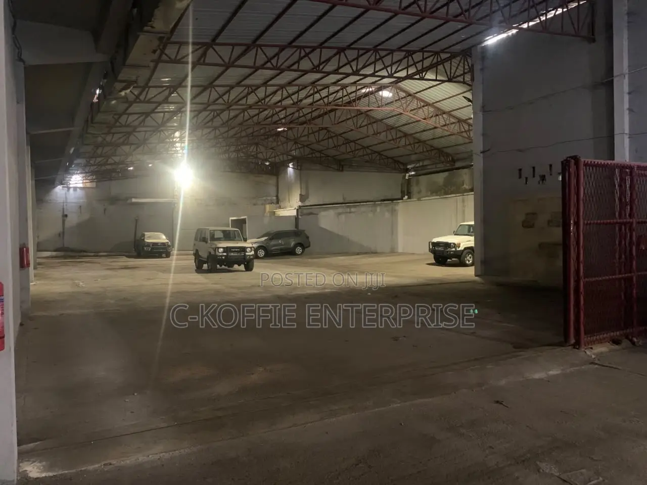 1,350 SQM Warehouse at Accra for Rent