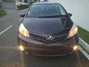 Toyota Vitz 2013 Black