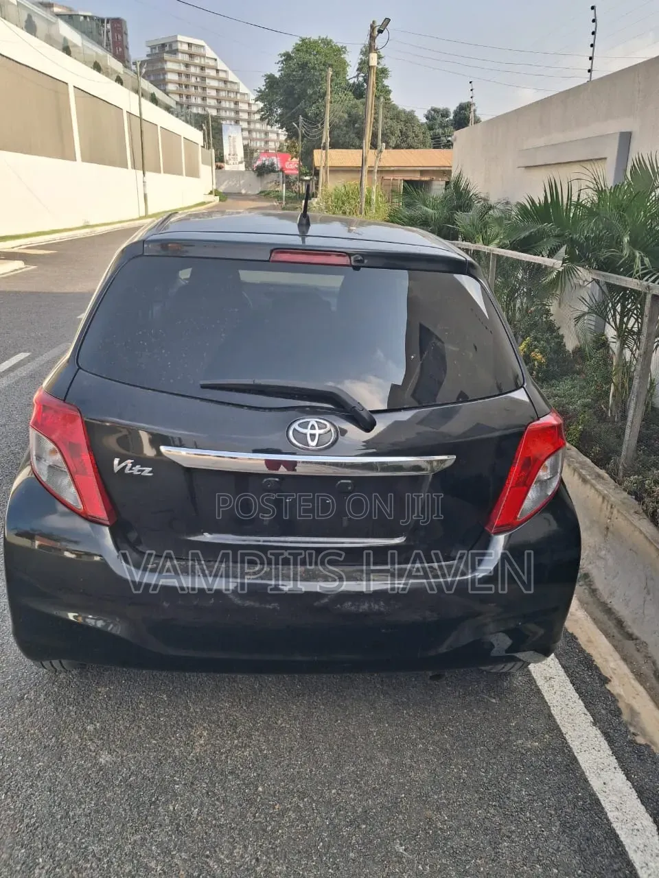 Toyota Vitz 2013 Black