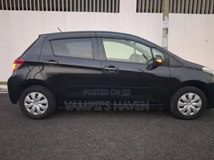 Toyota Vitz 2013 Black