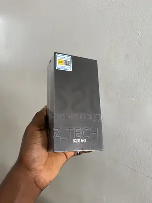 New Samsung Galaxy S20 128 GB Blue