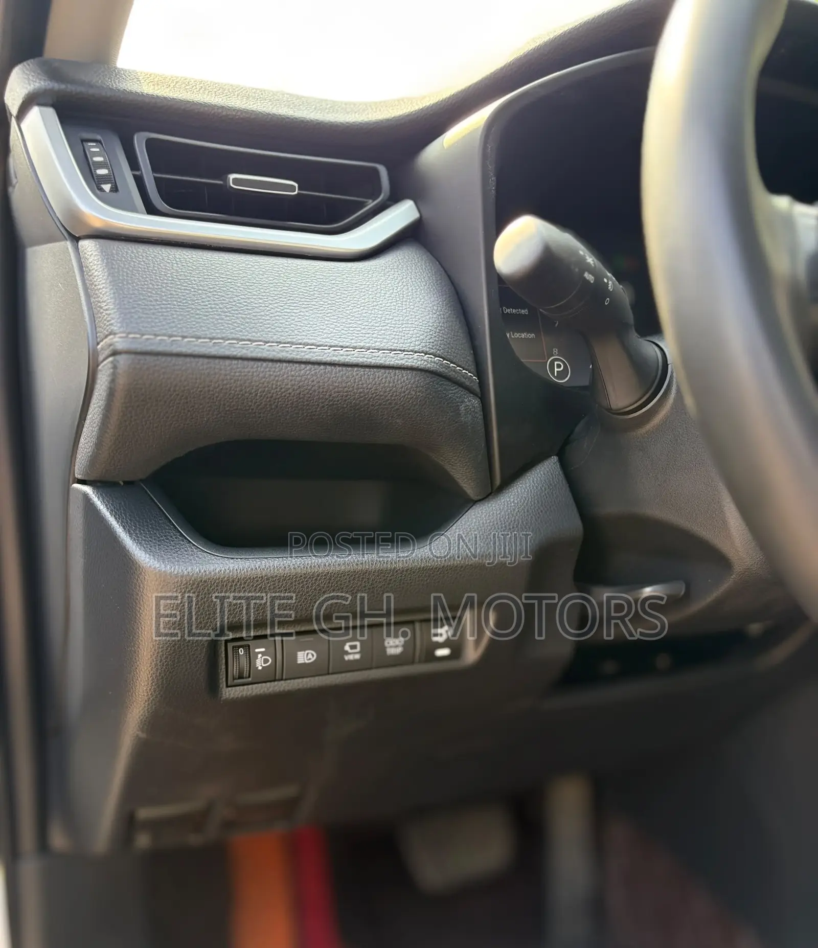 Toyota RAV4 2024 White